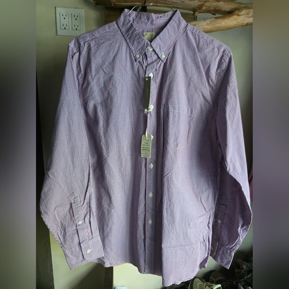 J. Crew Men's Purple Gingham Button Down Shirt Size L